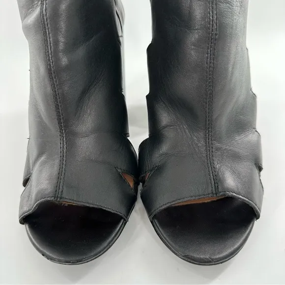Kelsi Dagger ankle booties size 8.5 black leather open toe chunky boots