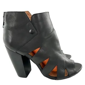 Kelsi Dagger ankle booties size 8.5 black leather open toe chunky boots