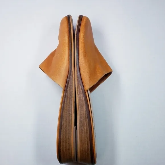 Kelsi Dagger | Tan Leather Mules 9.5