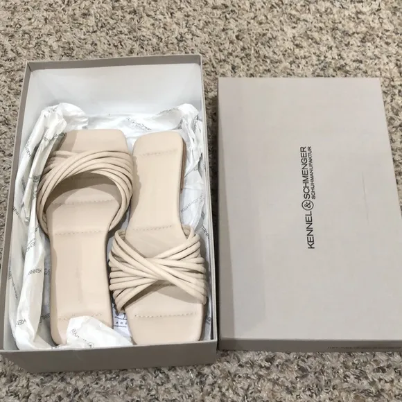 Kennel &amp; Schmenger Napa Sandal Size 7 Vanilla Cream Ecru Leather
