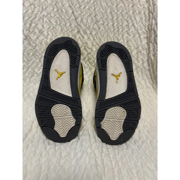 Kids Jordan Sneakers Yellow Black Size 10.5Y
