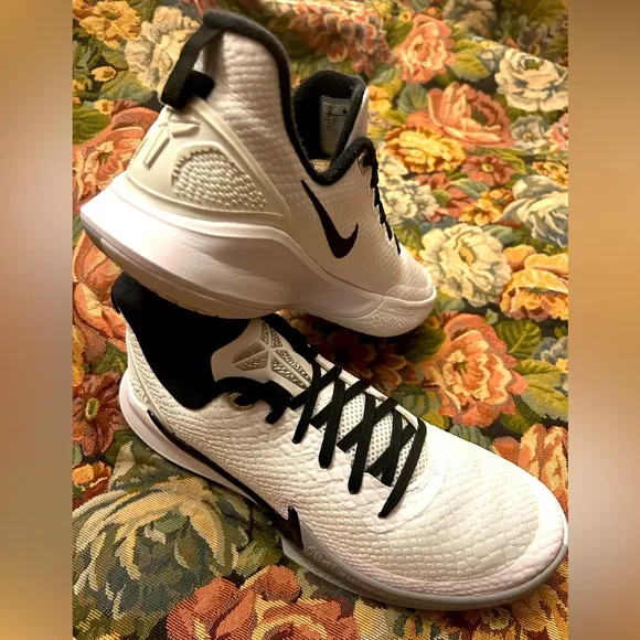 Kobe Bryant Nike Mamba Focus TB Men's Sneakers