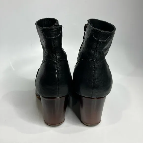 Kork-Ease black leather ankle boots size 7.5