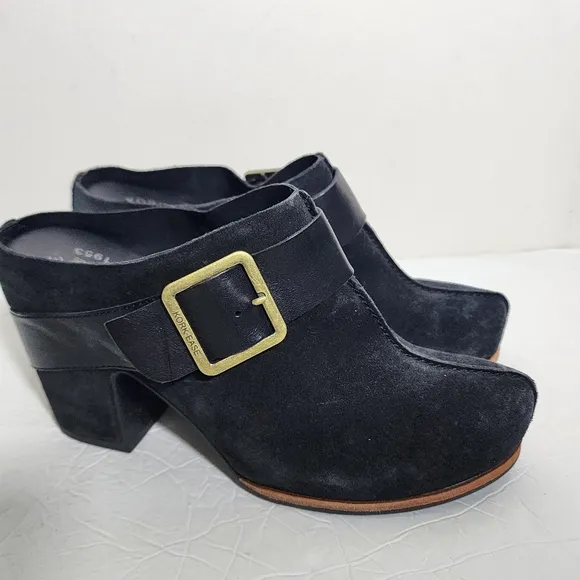 Kork-Ease Womens Shanaya Black Mules Size 10M Suede  Shoes Closed Toe