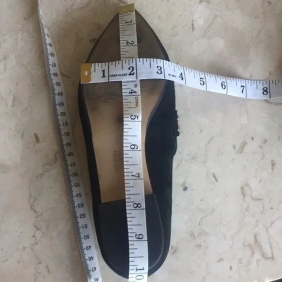 𝅺Kurt Geigen black suede shoes/flats. Sz 37