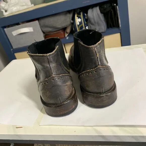 LA BOTTEGA di Lisa  Ankle boots genuine leather booties 37.5 or  7.5 made Italy