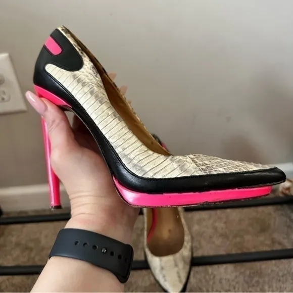 L.A.M.B. by Gwen Stefani snake embossed leather platform heels size 7.5