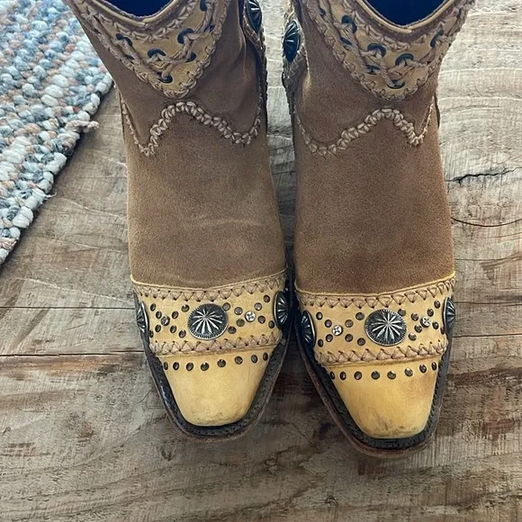 Lane Wind Walker Brown Western Ankle Boots.  EUC