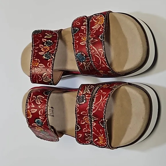 L'Artise by Spring Step Dearest floral  sandals women's size EU 37 US 6.5-7 NWOT