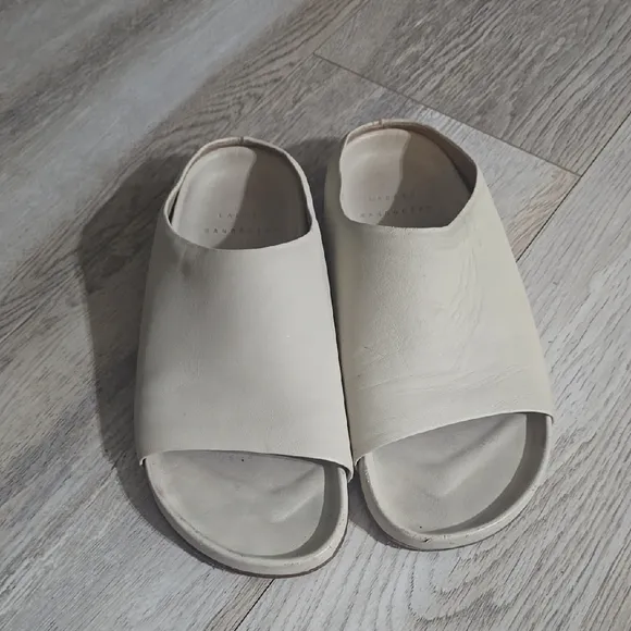 Lauren ManoogianLeather mules &amp; clogs