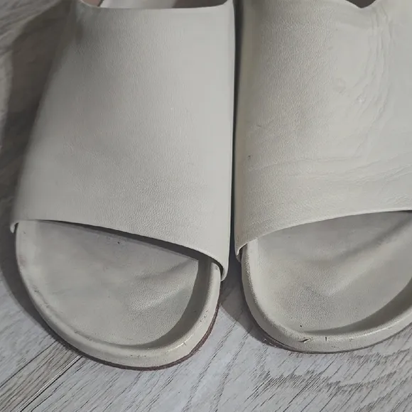 Lauren ManoogianLeather mules &amp; clogs
