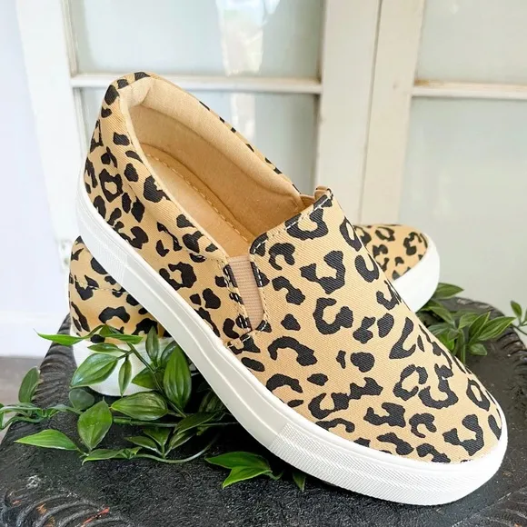 Light Tan Leopard Print Canvas Slip On Sneakers