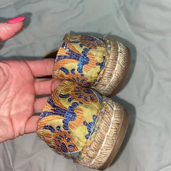 LIKE NEW RARE HTF Prada Multicolor floral Jacquard Espadrilles