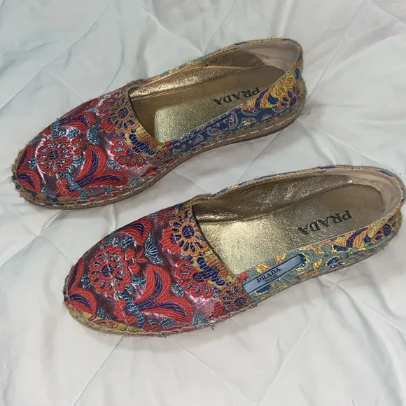 LIKE NEW RARE HTF Prada Multicolor floral Jacquard Espadrilles