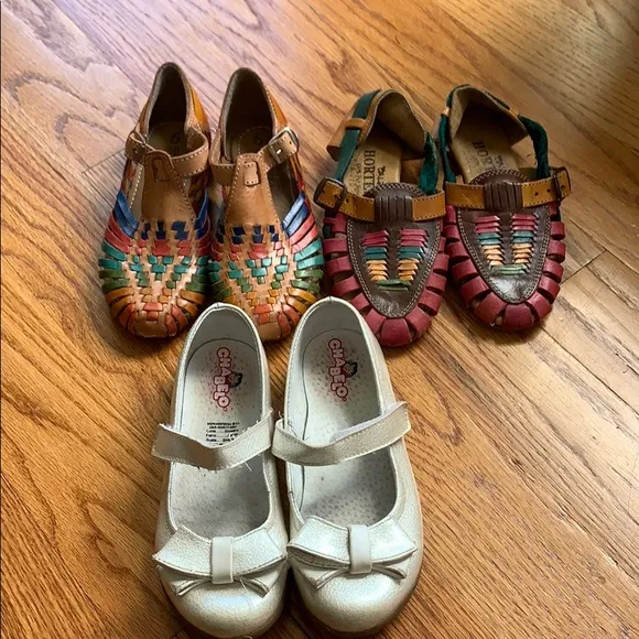 Little girl bundle 3 Mexican shoes