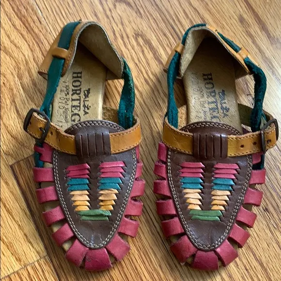 Little girl bundle 3 Mexican shoes