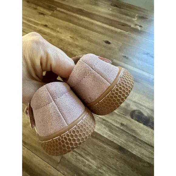 Livie &amp; Luca Caramella Rose Pink Shimmer Leather Suede Heart Mary Jane Shoes 7