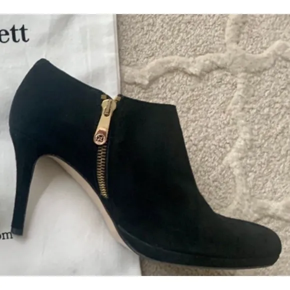 L.K. Bennett London Black Suede Ankle Booties Heels Women’s 37.5 U.S. 7 M shoes