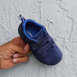 L.L. Bean Suede Toddler Shoes w/Velcro Closure  👞