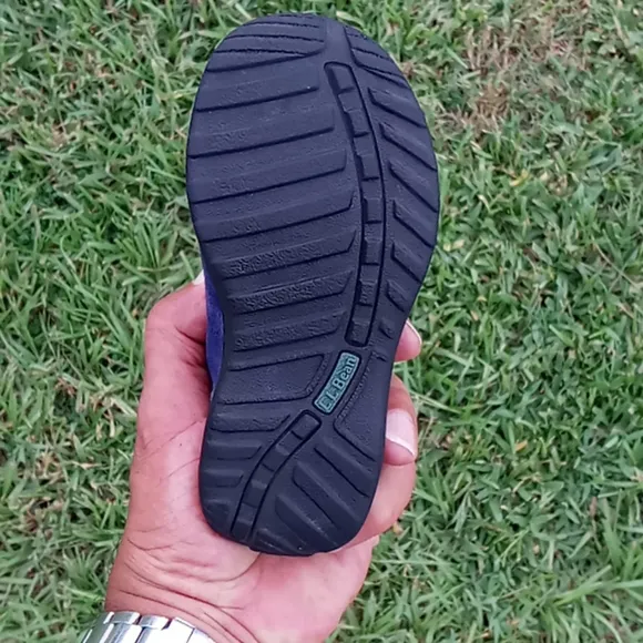 L.L. Bean Suede Toddler Shoes w/Velcro Closure  👞
