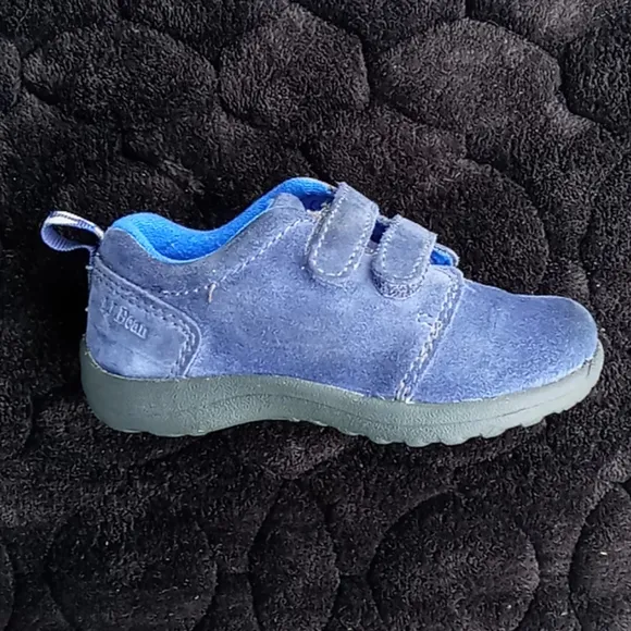 L.L. Bean Suede Toddler Shoes w/Velcro Closure  👞