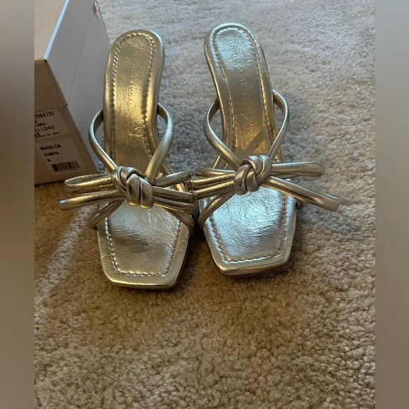 Loeffler Randall Margi Champagne Bow HeelSize 9