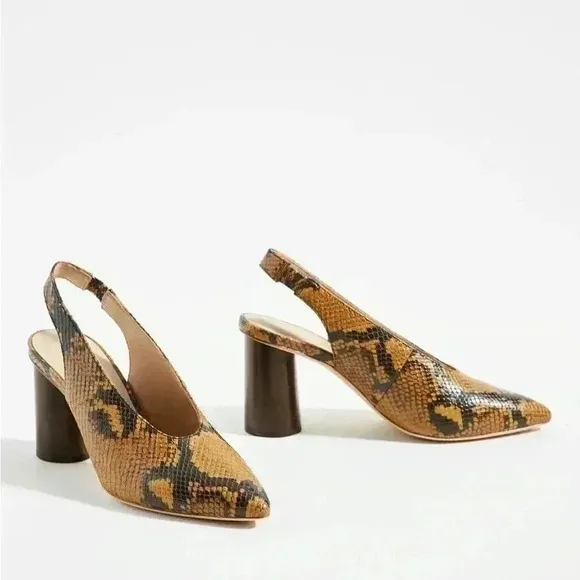 Loeffler Randell‎ Estelle Heels