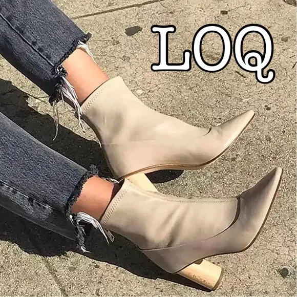 LOQ Vero Cream Leather Wooden Heel Ankle Boots Size 40