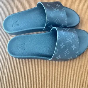 Louis Vuitton Black Sandals Monogram Design