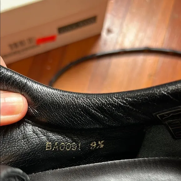 Louis Vuitton Men's Black Leather Shoes