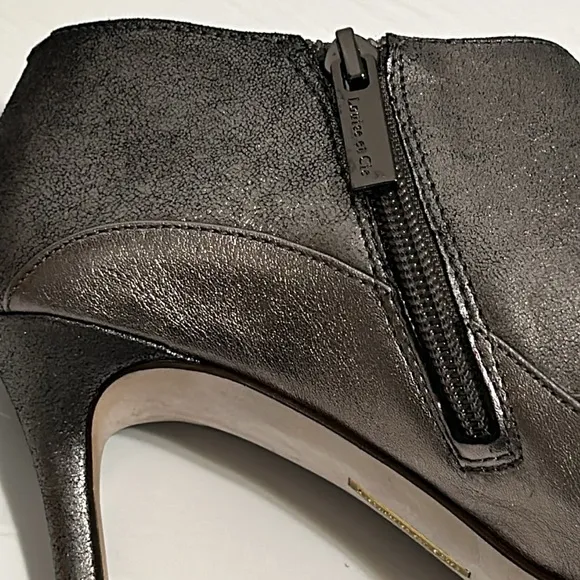 LOUISE &amp; CIE ANKLE BOOTS