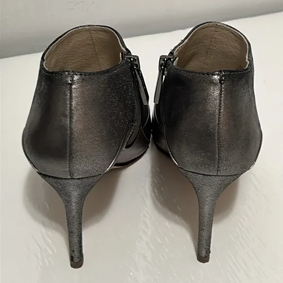 LOUISE &amp; CIE ANKLE BOOTS