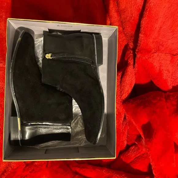 Louise et Cie Black Ankle Boots