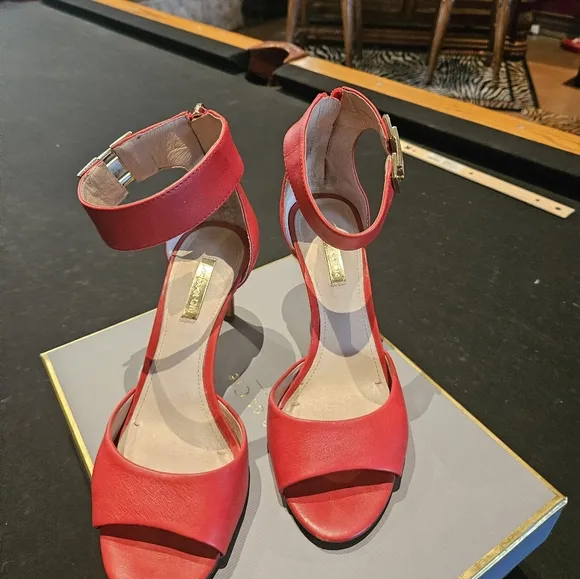 Louise et cie ruby 3.'  Calf sandels