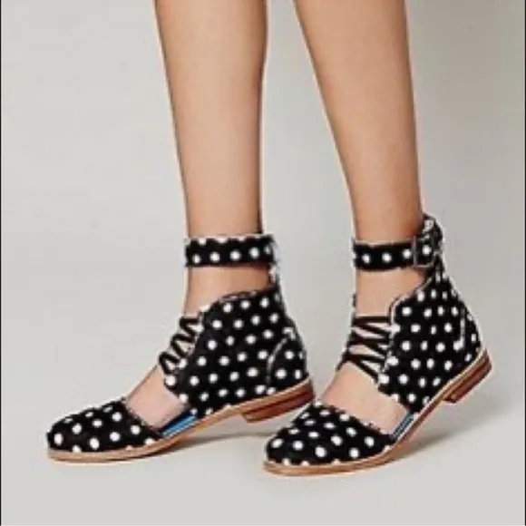Love Made x Solestruck Polkadot Shoes Sz 11