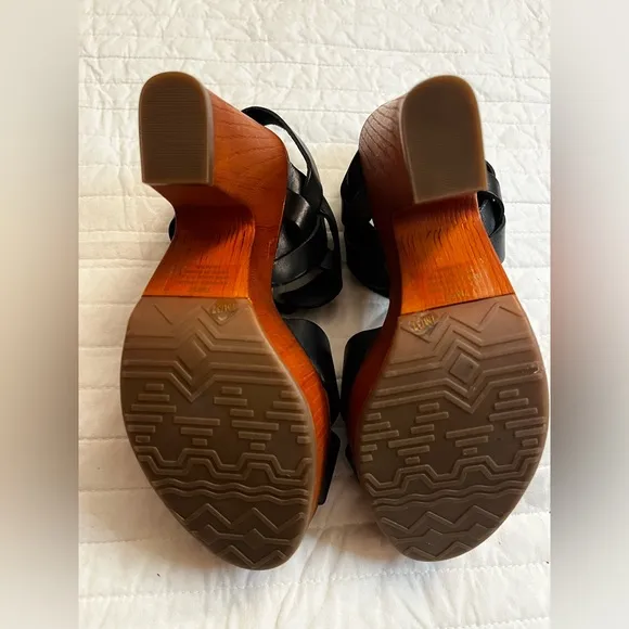 Lucky Brand Black Block Heeled Sandals nwob