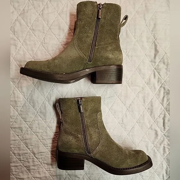 Lucky Brand 'KAZEY' mossy green leather/suede ankle boots Girls Sz 4 Cute!