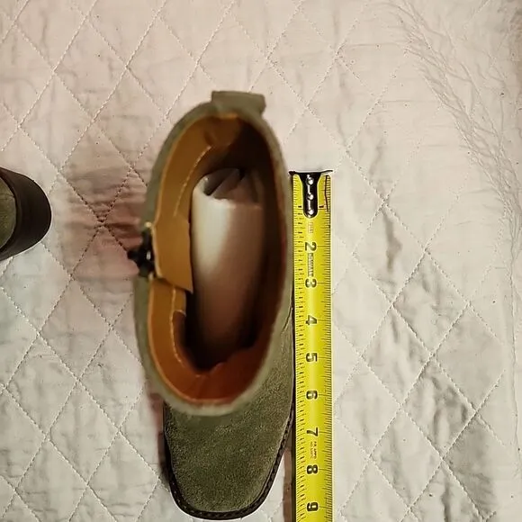Lucky Brand 'KAZEY' mossy green leather/suede ankle boots Girls Sz 4 Cute!