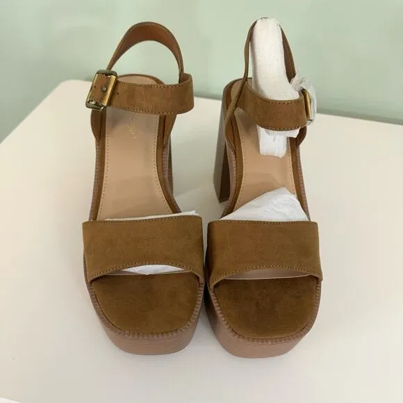 Madden Girl Women's Grandview Block Heel Platform Sandals Tan Size 9.5 NIB