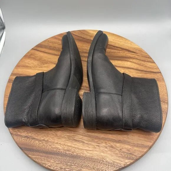 Madewell Biker Boots Womens 8 Moto Brass Strap Ankle Bootie Black Leather 03827