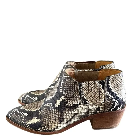 Madewell Sonia Leather Snake Embossed Ankle Boots Size 7
