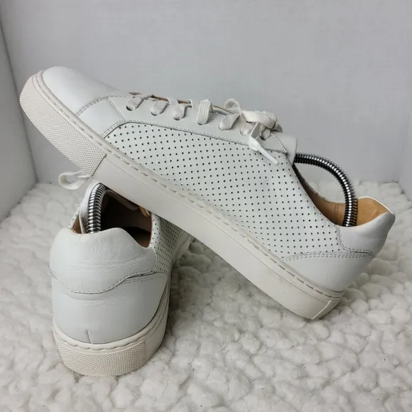 Magnanni Costa Lo Perf Mens Size 8 M Sneaker White Leather Shoes