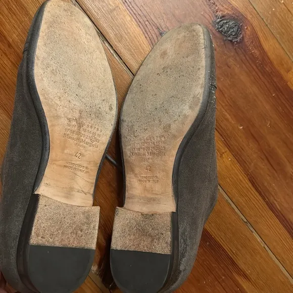 Maison MargielaPaint splattered suede shoe