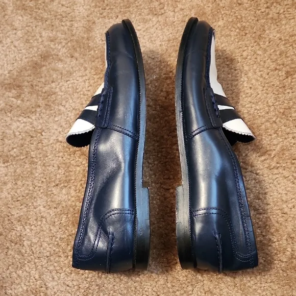 Manolo Blahnik Blue and White Flats