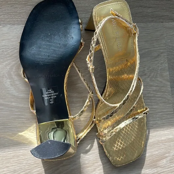 Marc Fisher Hamora Sandals Gold Snake Print Block Asymmetrical Strappy s…