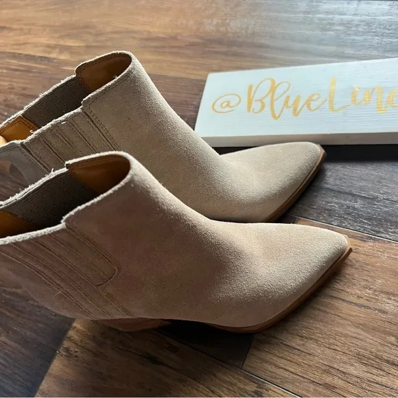 Marc Fisher Oshay Suede Ankle Boots NWT