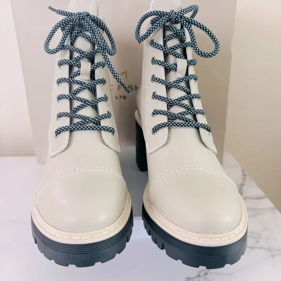 Marc Fisher Women's Wenner Boots NWT Ivory Color