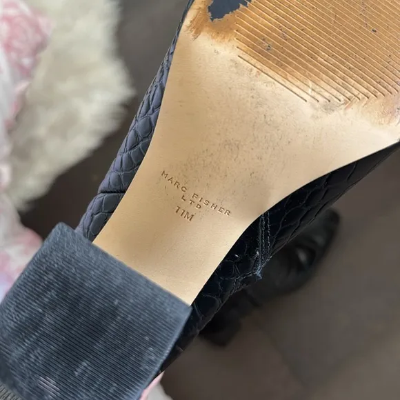 Marc Fisher Yanara Booties