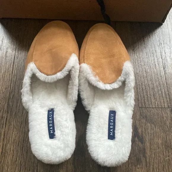 Margaux Shearling Mule in amber suede