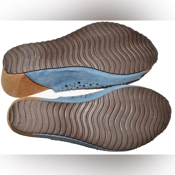 MARINA LUNA COMFORT SZ 7.5 M BLUE PERFORATED LEATHER CORK WEDGE PLATFORM SANDALS